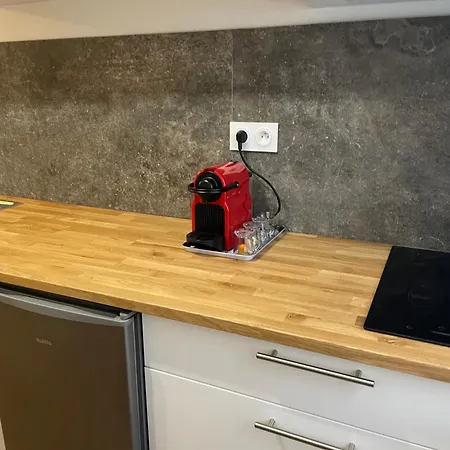 Apparemment T2 Meuble 2bis * Saint-Symphorien-dʼOzon